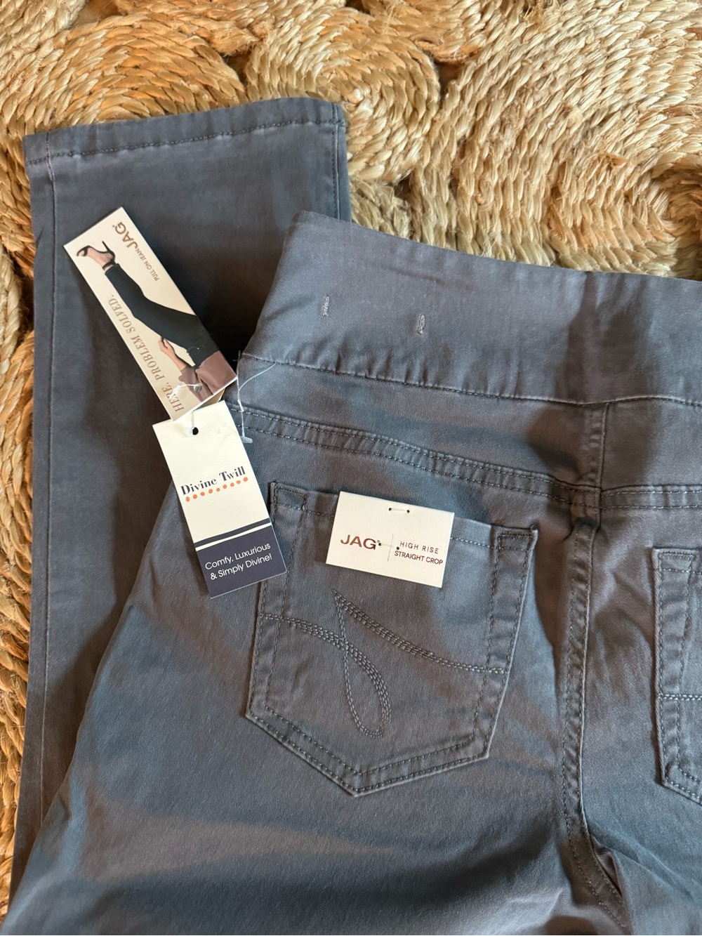 Jag cropped pants
